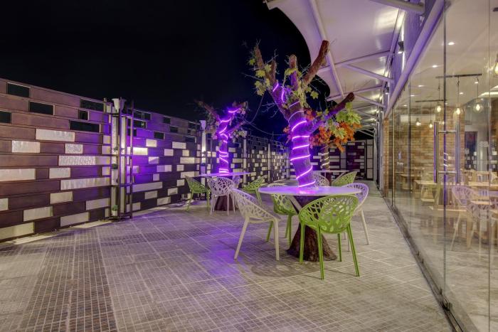 super townhouse geetraj near shalimar gateway