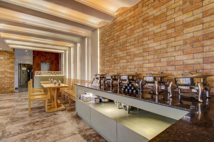 super townhouse geetraj near shalimar gateway