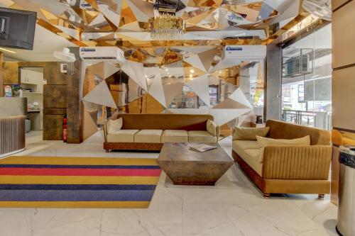 super townhouse geetraj near shalimar gateway