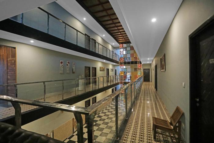 super hotel o heart beat hotel