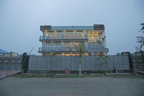 super hotel o heart beat hotel