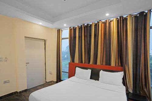 super hotel o heart beat hotel