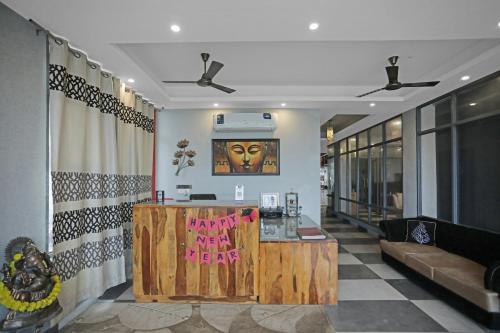 super hotel o heart beat hotel