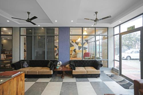 super hotel o heart beat hotel