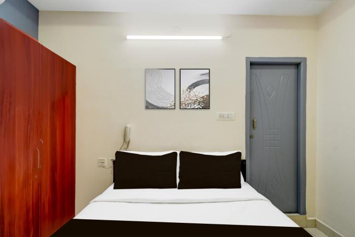 super collection o khajaguda hills formerly sri balaji luxary rooms