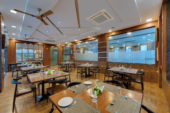 click hotel sagar plaza chakan pune