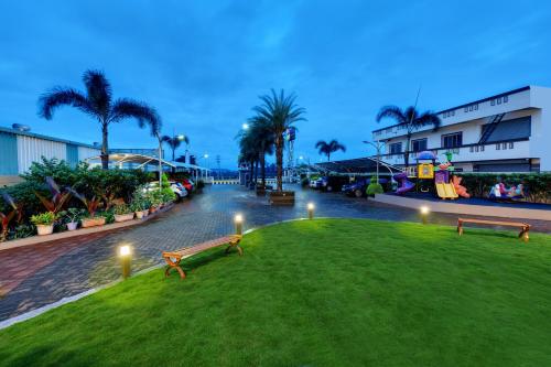 click hotel sagar plaza chakan pune