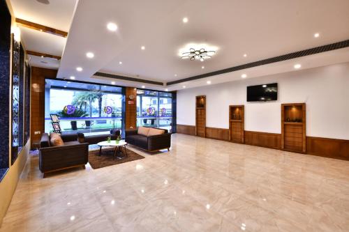 click hotel sagar plaza chakan pune