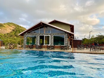 Mastiff Grand La Villae Resort,,3 star