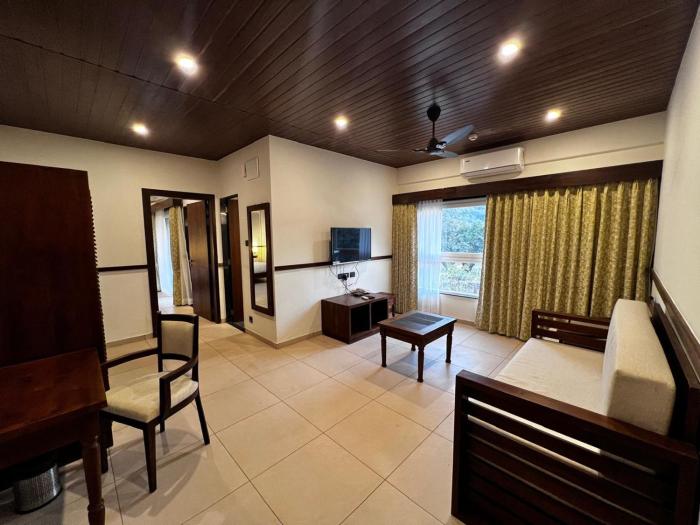 mastiff grand la villae resort