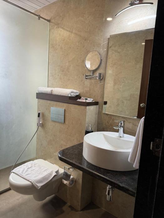 mastiff grand la villae resort