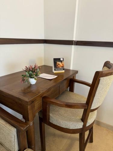 mastiff grand la villae resort