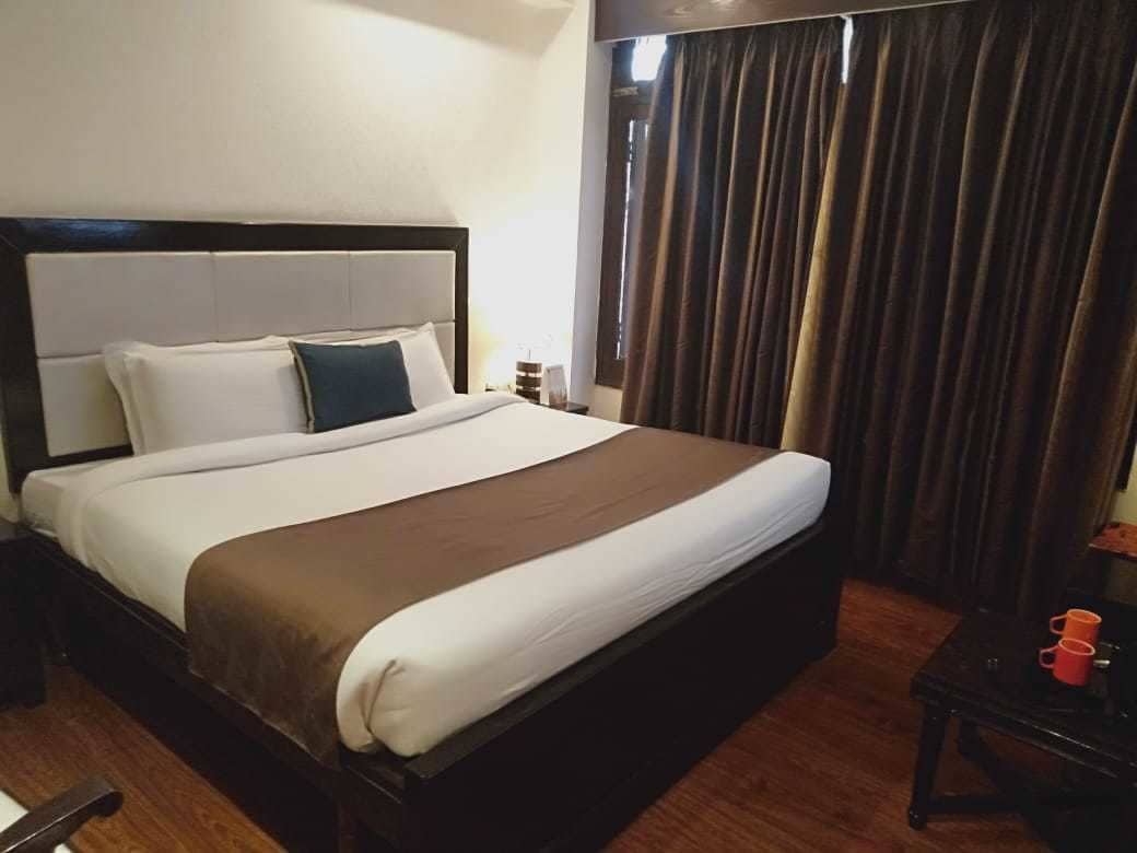 ashiana clarks inn shimla