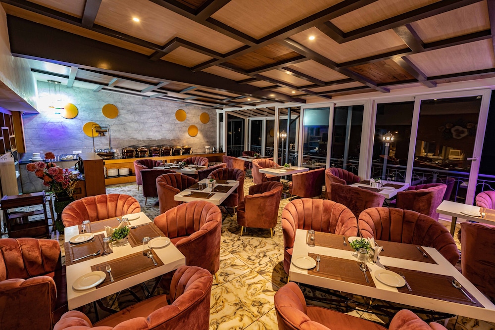 ashiana clarks inn shimla