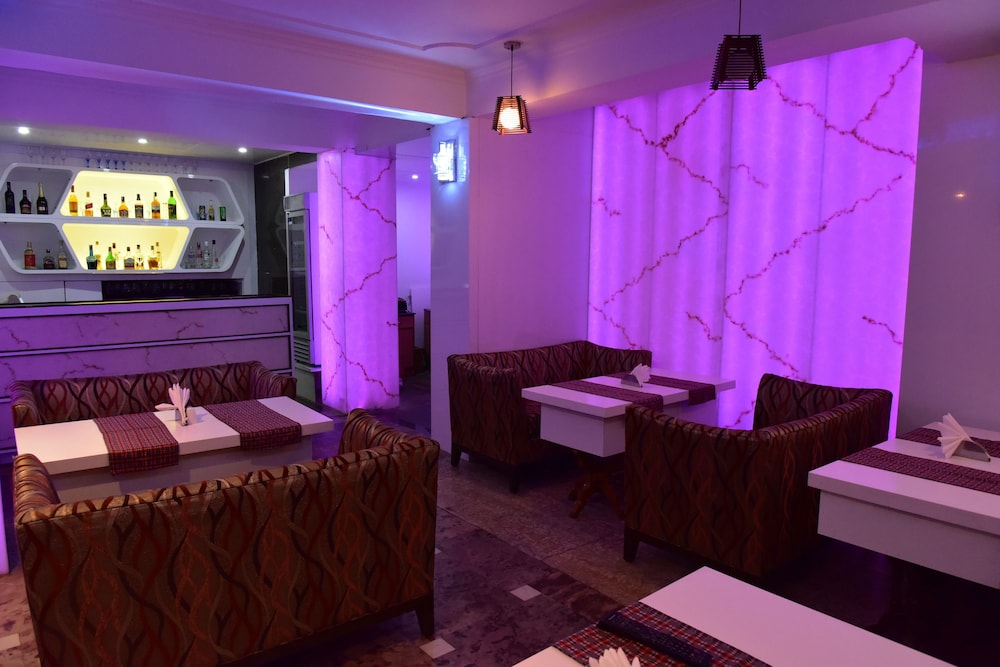 ashiana clarks inn shimla