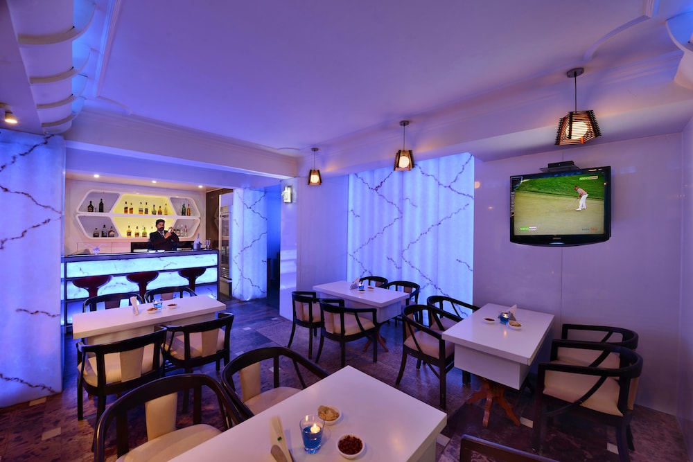 ashiana clarks inn shimla