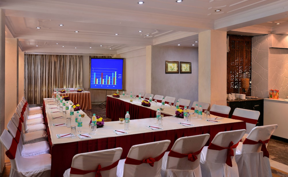 ashiana clarks inn shimla