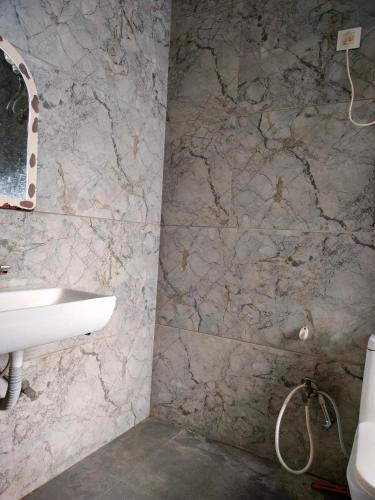 super residency near to nizzamduin railway stations