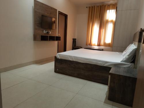 super residency near to nizzamduin railway stations
