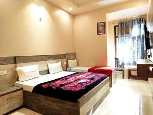 Super Residency Near To Nizzamduin Railway Stations,,3 star