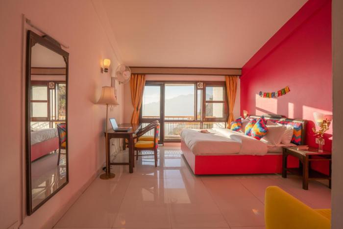 gostops mussoorie picture palace