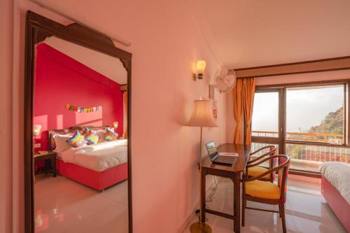 gostops mussoorie picture palace