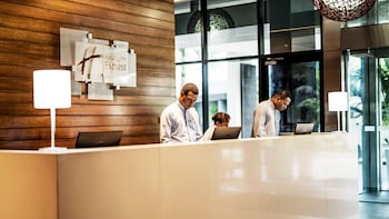 holiday inn express port moresby by ihg