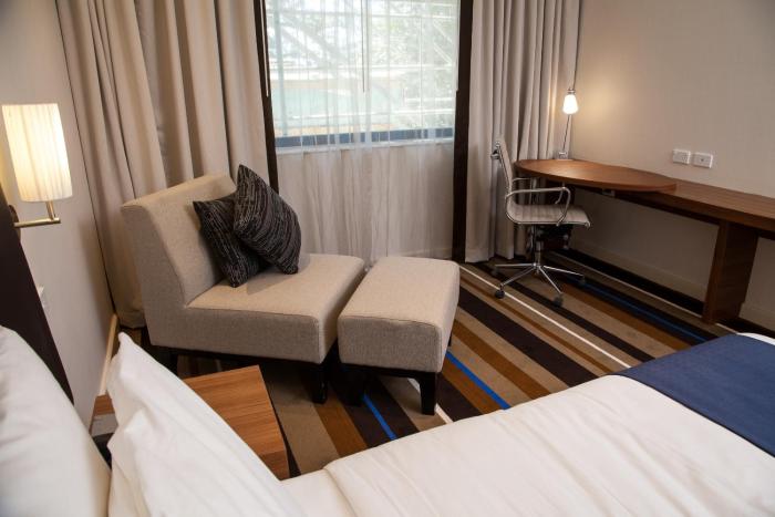holiday inn express port moresby by ihg