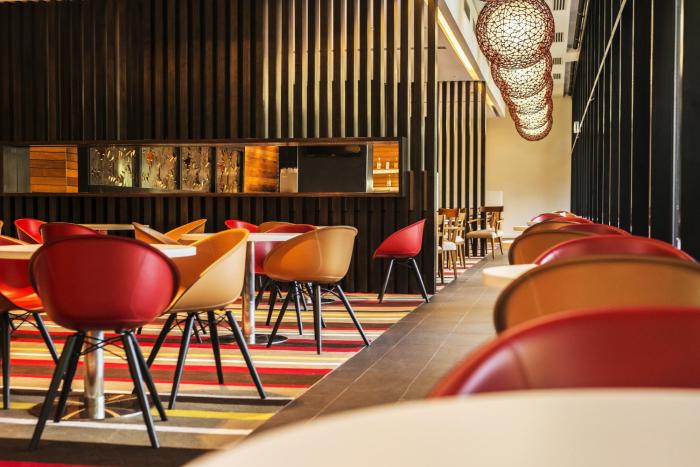 holiday inn express port moresby by ihg