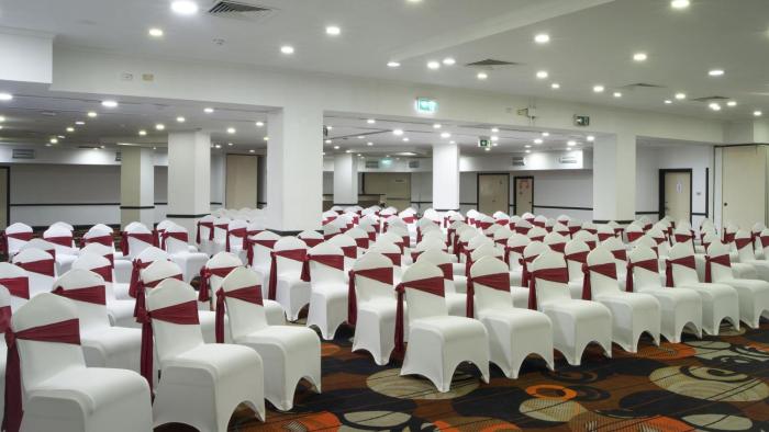 holiday inn express port moresby by ihg