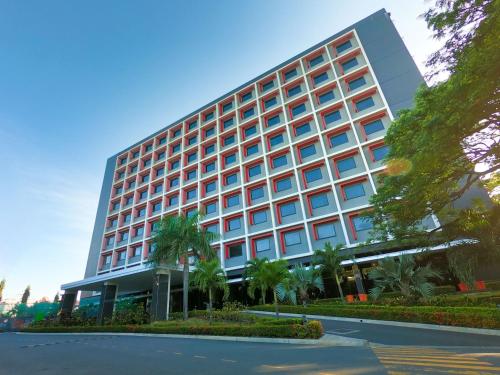 holiday inn express port moresby by ihg