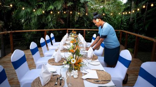 holiday inn express port moresby by ihg