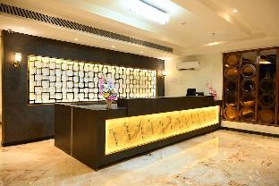 neel clarks inn express agra