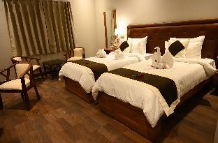 neel clarks inn express agra