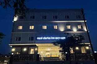 Neel Clarks Inn Express Agra,,3 star
