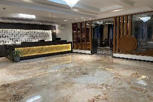 neel clarks inn express agra