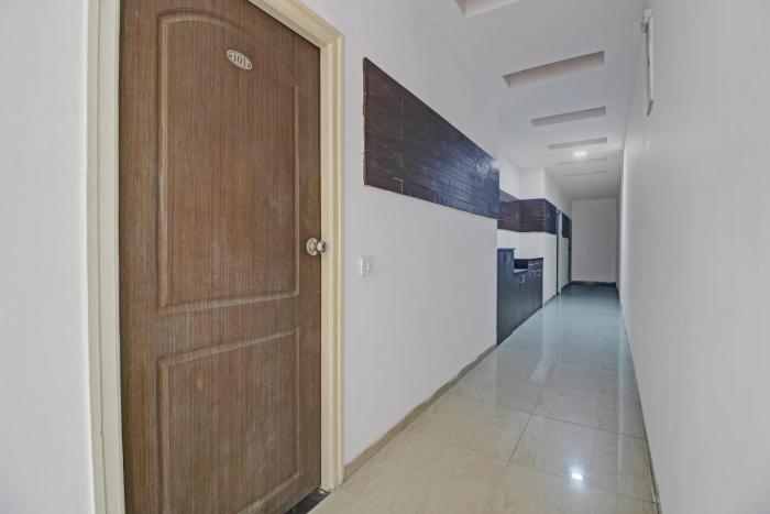 hotel o sri residency near hyderabad central