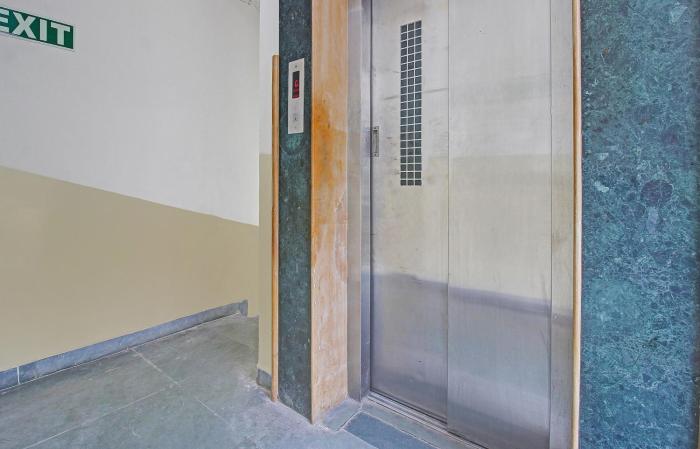 hotel o sri residency near hyderabad central