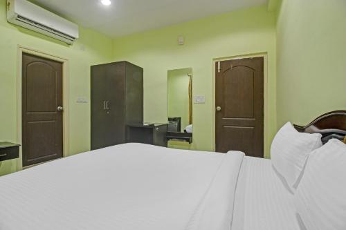 hotel o sri residency near hyderabad central
