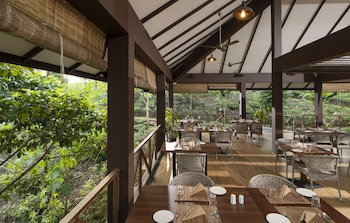 jeevess retreat wayanad