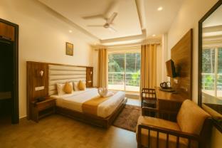 aroha by rishikesh swimming pool and spa
