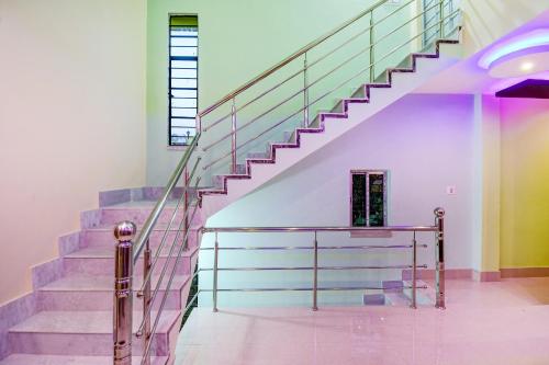 Hotel O Gypsy And Restaurant,,3 star