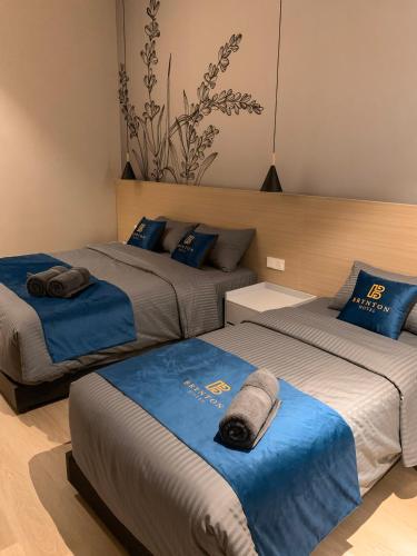 hotel brynton at cameron centrum mall