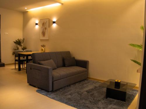 hotel brynton at cameron centrum mall