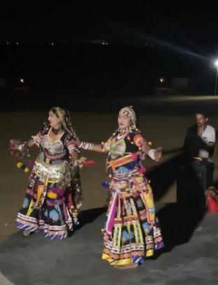 golden sands desert camp raisar bikaner