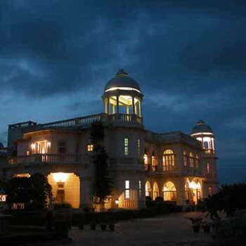 balaram palace resort