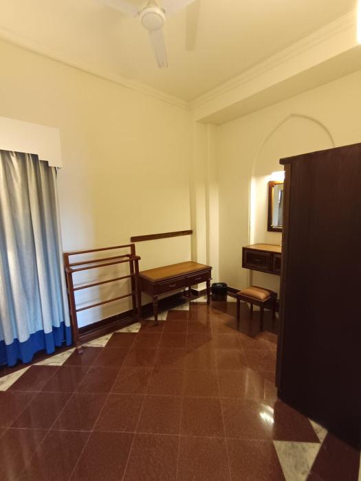 balaram palace resort