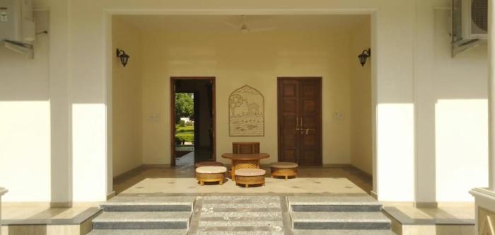 balaram palace resort