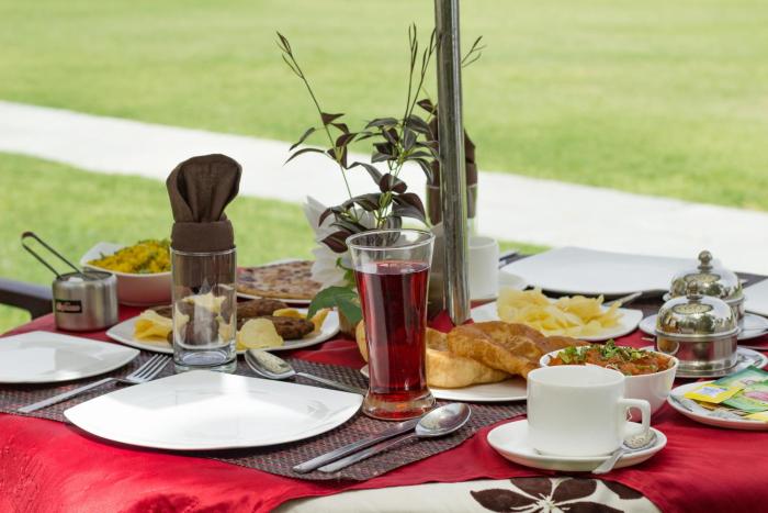 balaram palace resort