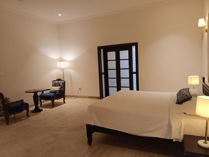 balaram palace resort